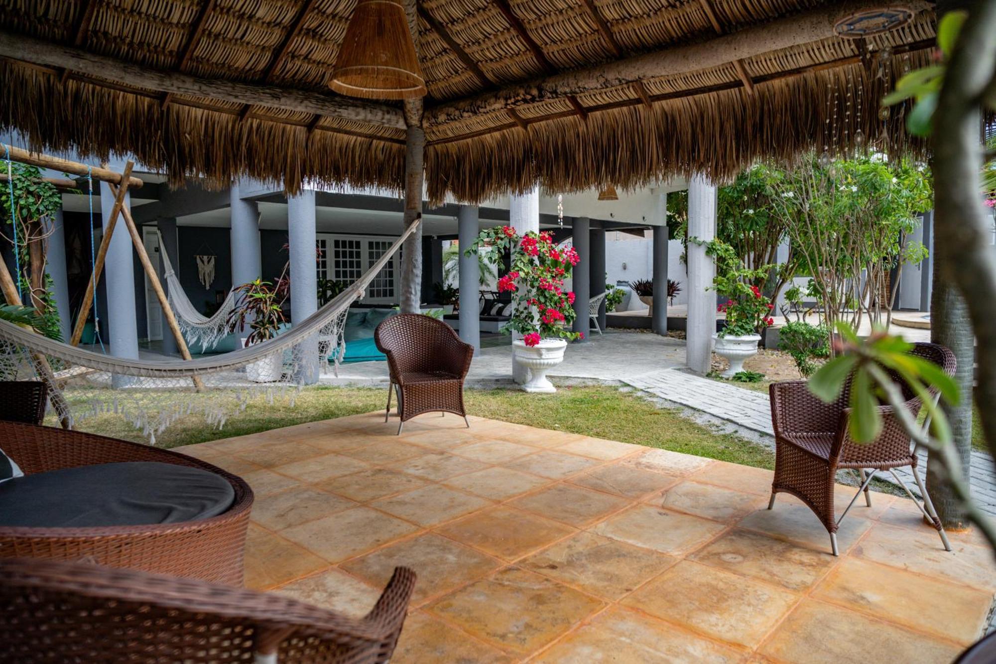 Hotel Pousada Coconut Cumbuco Exterior foto